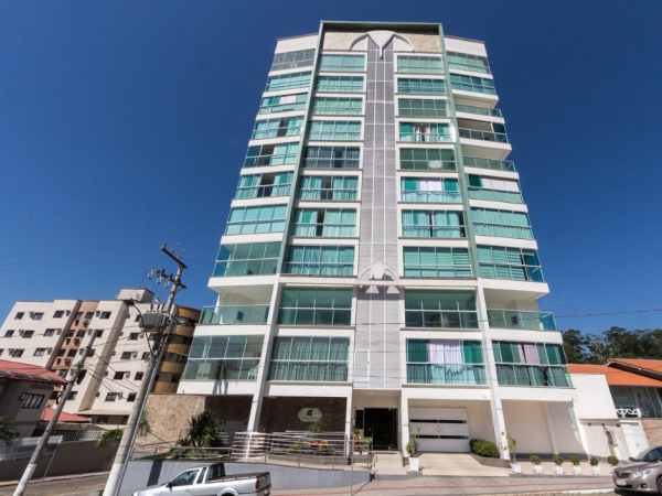 Apartamento Luxuoso – Centro – Indaial/SC