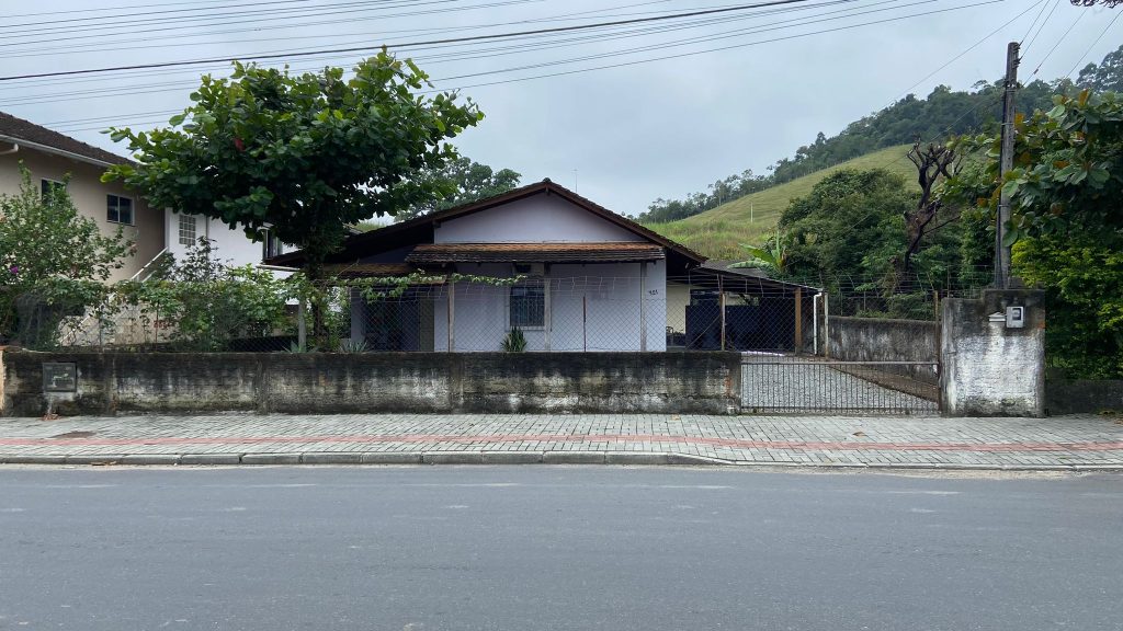 Terreno/Casa – Bairro Tapajós – Indaial/SC