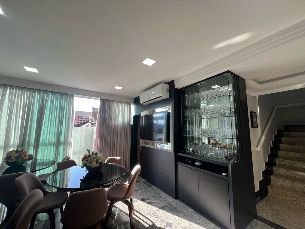 Cobertura de Luxo – Bairro das Nações – Indaial/SC Cobertura de Luxo – Bairro das Nações – Indaial/SC