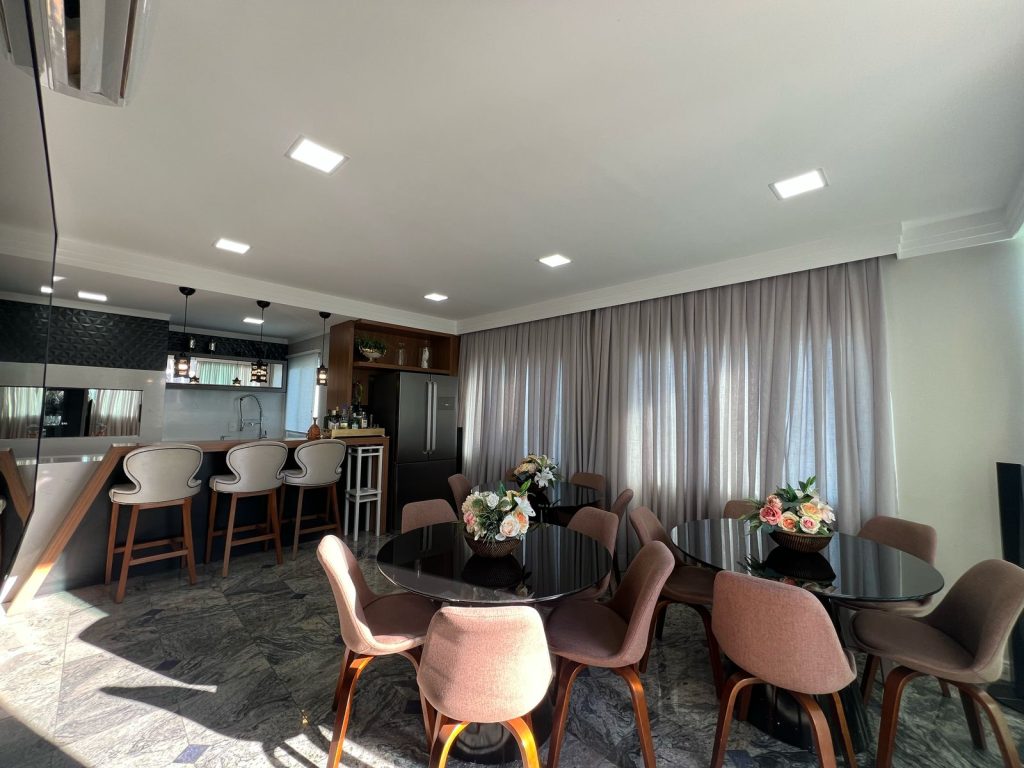 Cobertura de Luxo – Bairro das Nações – Indaial/SC Cobertura de Luxo – Bairro das Nações – Indaial/SC