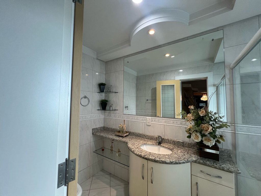 Cobertura de Luxo – Bairro das Nações – Indaial/SC Cobertura de Luxo – Bairro das Nações – Indaial/SC