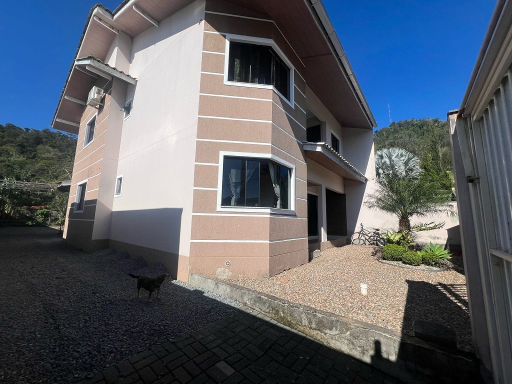 Casa Ampla – Bairro do Sol – Indaial/SC