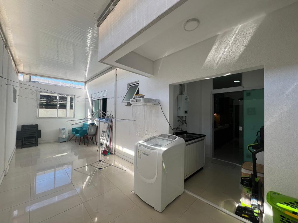 Apartamento 3 suítes – CENTRO – Indaial/SC