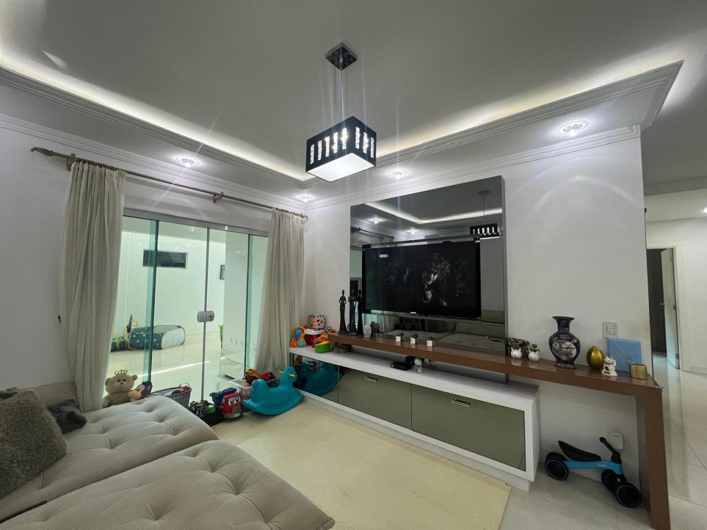 Apartamento 3 suítes – CENTRO – Indaial/SC