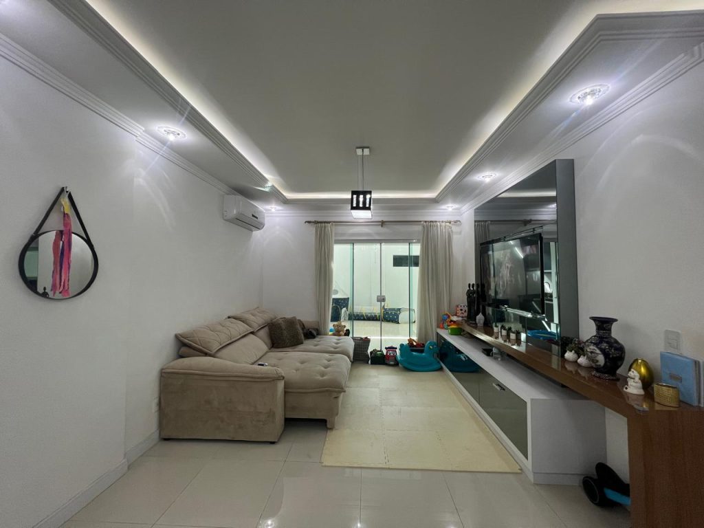 Apartamento 3 suítes – CENTRO – Indaial/SC