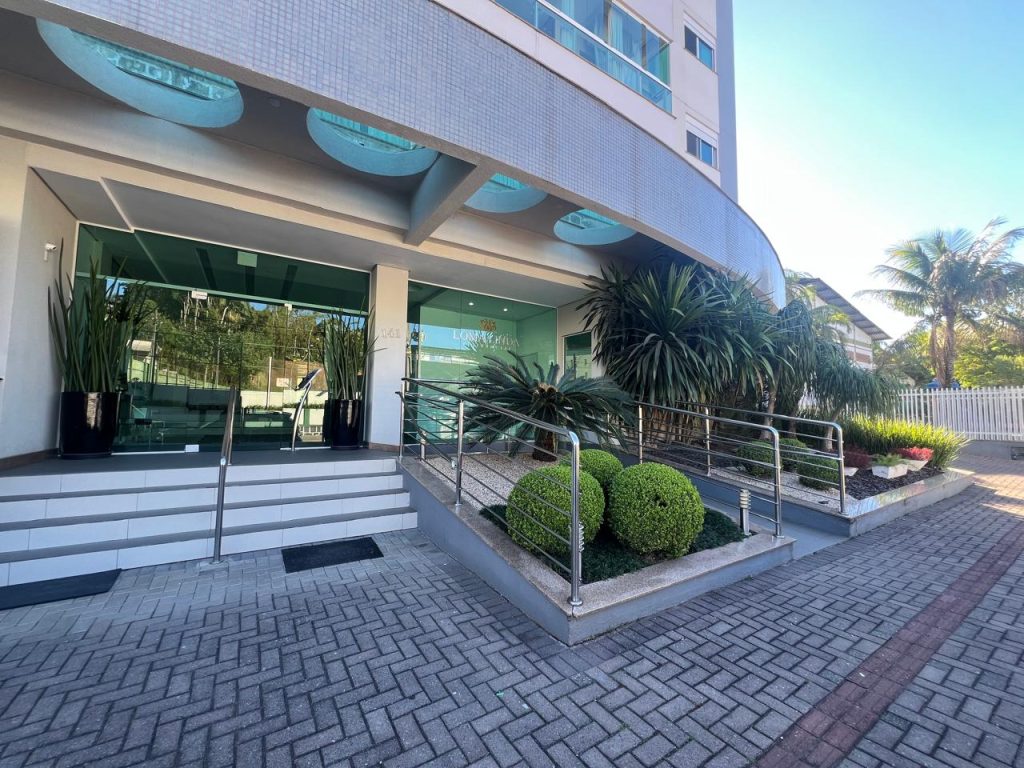 Apartamento 3 suítes – CENTRO – Indaial/SC