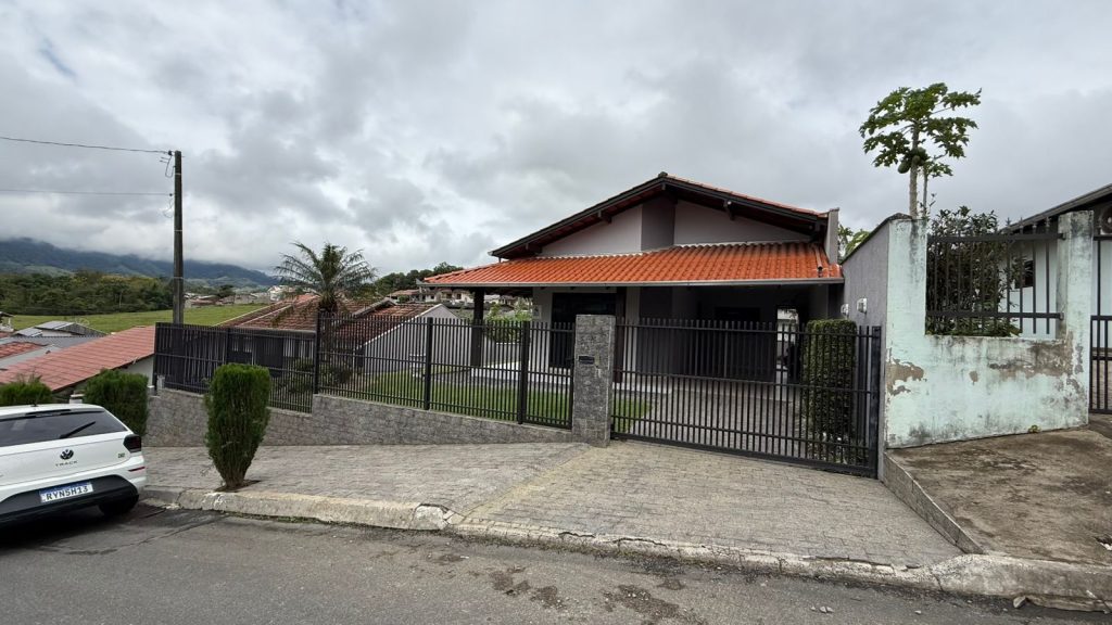 Casa – Bairro Tapajós – Indaial/SC