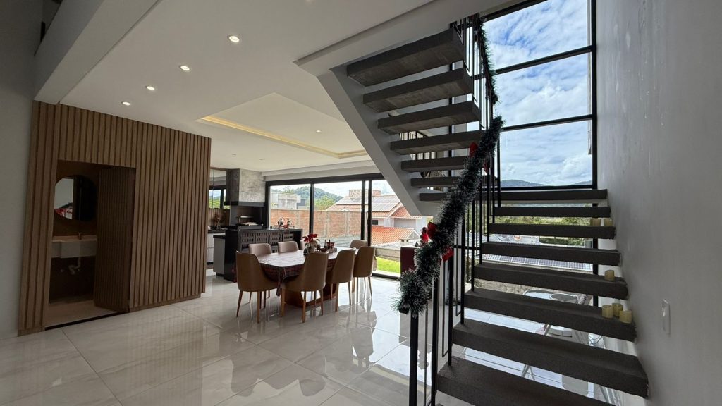 Casa Moderna – Loteamento Colina Verde – Indaial/SC