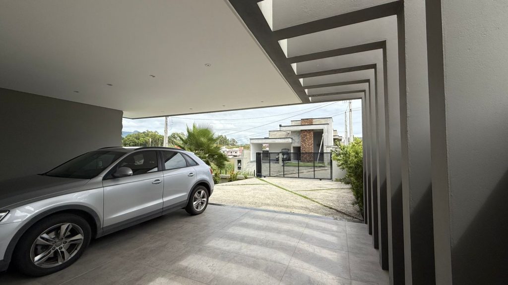 Casa Moderna – Loteamento Colina Verde – Indaial/SC