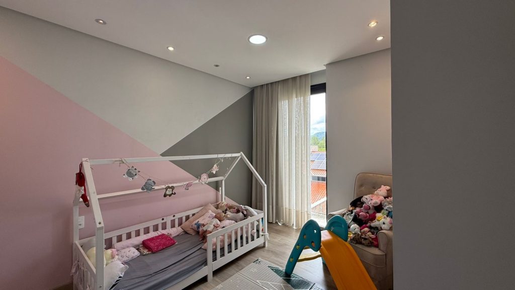 Casa Moderna – Loteamento Colina Verde – Indaial/SC