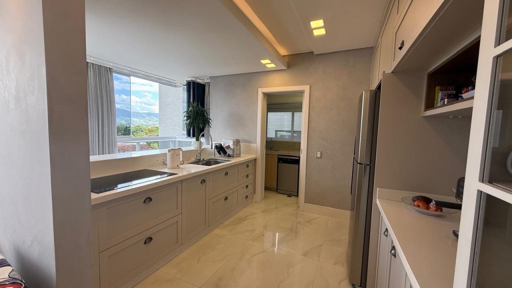 Lindo Apartamento – Bairro das Nações – Indaial/SC