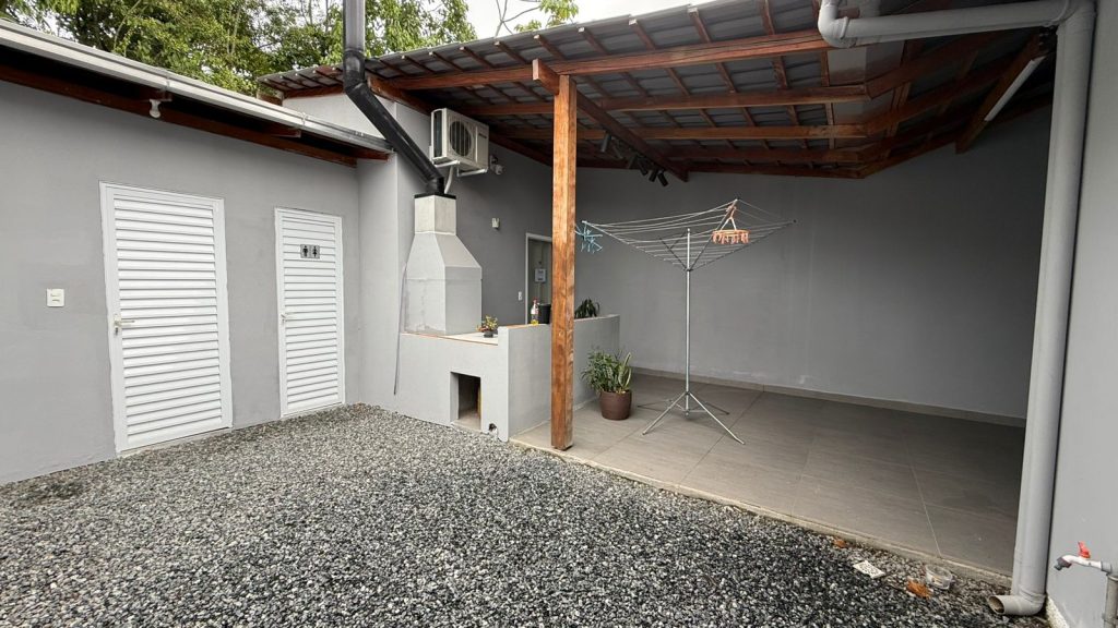 Casa Mobiliada – Arapongas – Indaial/SC