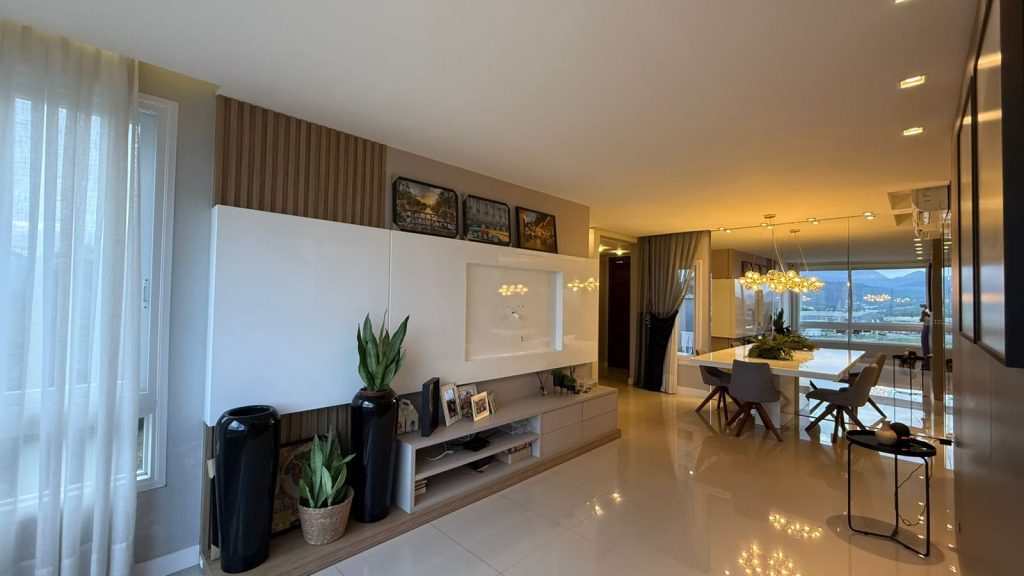 Sobrado Charmoso – Bairro Quintino – Timbó/SC