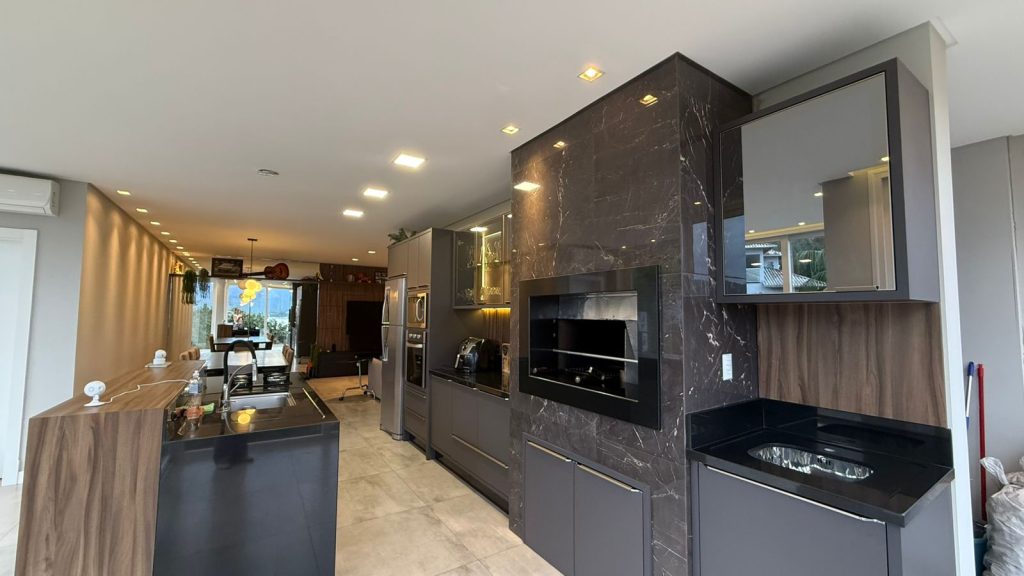 Sobrado Charmoso – Bairro Quintino – Timbó/SC