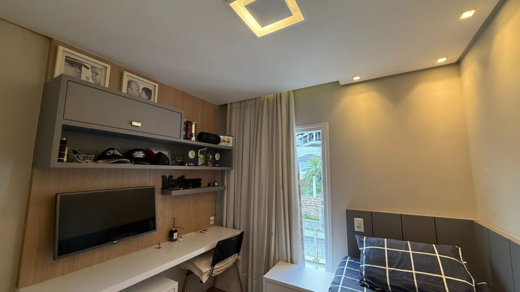 Sobrado Charmoso – Bairro Quintino – Timbó/SC