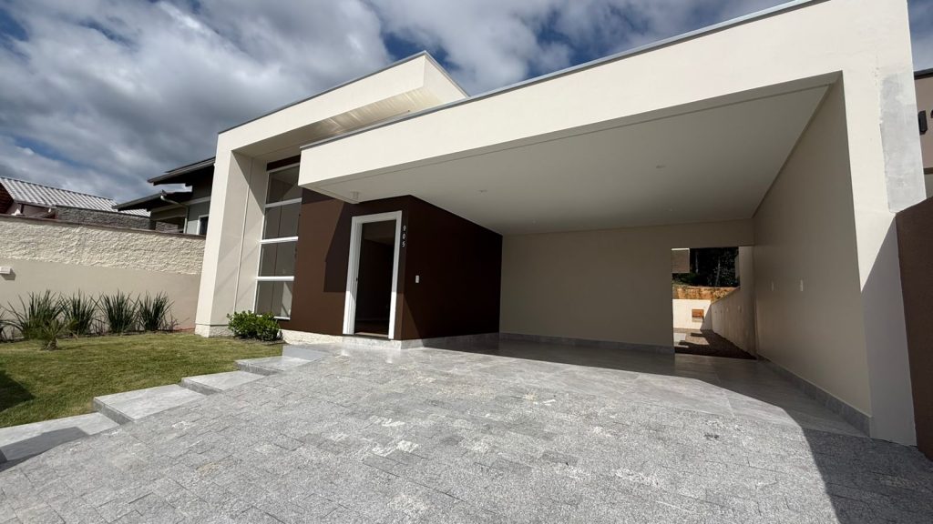 Casa Nova – Bairro Estrada das Areias – Indaial/SC