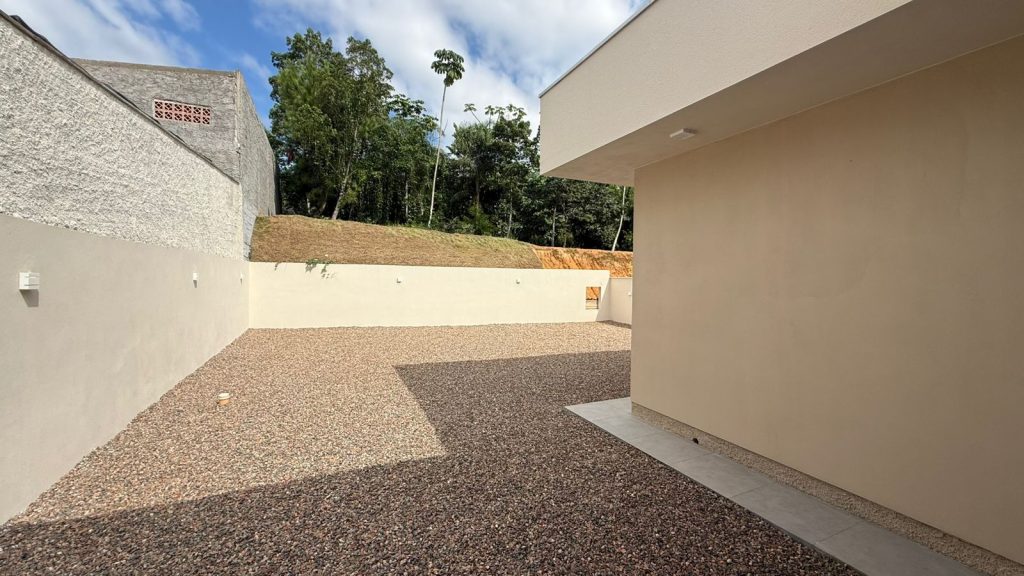 Casa Nova – Bairro Estrada das Areias – Indaial/SC