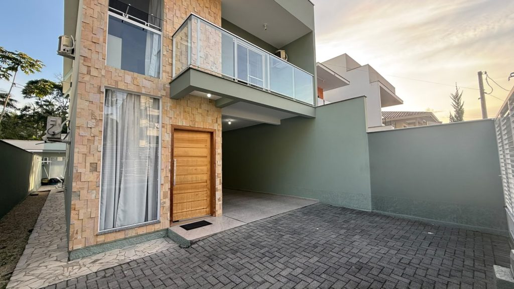 Sobrado Mobiliado – Bairro do Sol – Indaial/SC