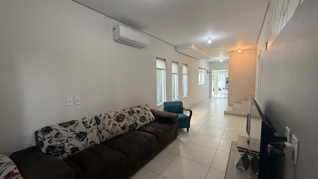 Sobrado Mobiliado – Bairro do Sol – Indaial/SC